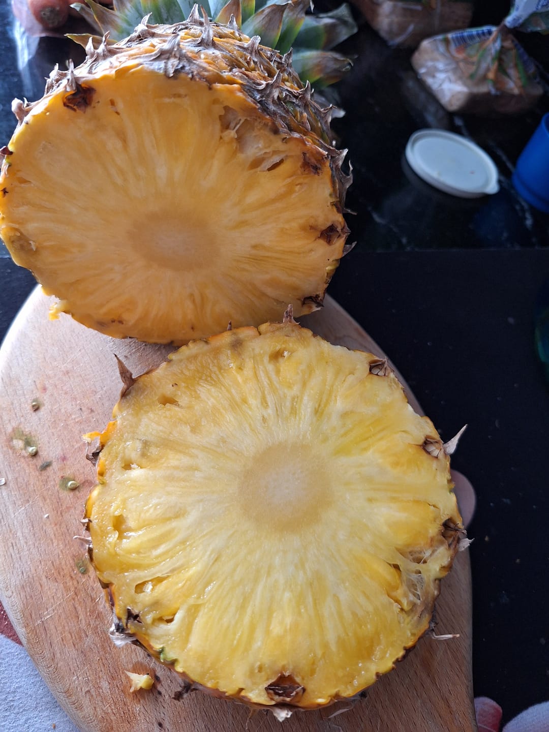 Customer photo review of Ananas Flugware reifgeerntet Aktionspreis %