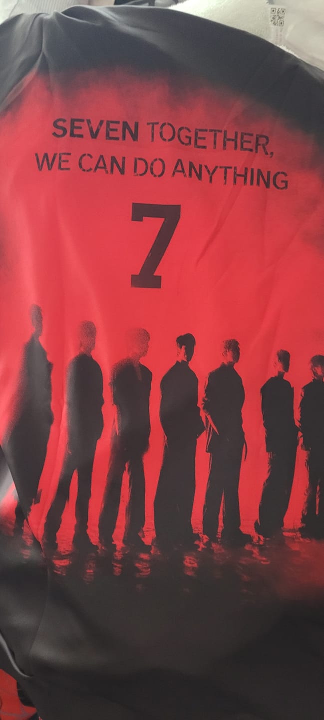 Customer photo review of BTS Arirang Album Tracklist Black Shortstop Hoodie Gifts