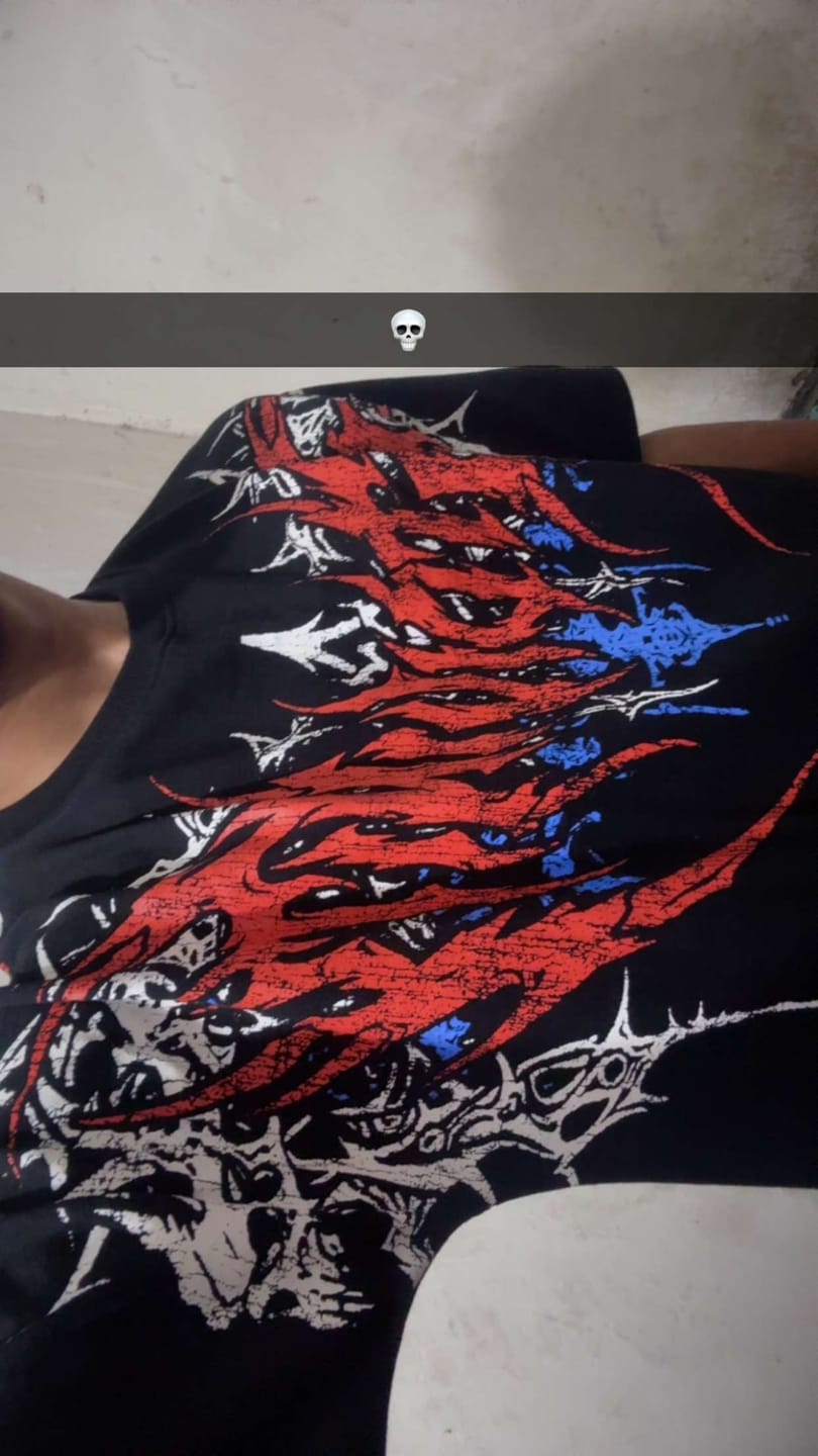 Customer photo review of SKELRETH OVERSIZED T-SHIRT [BLOODMARK]