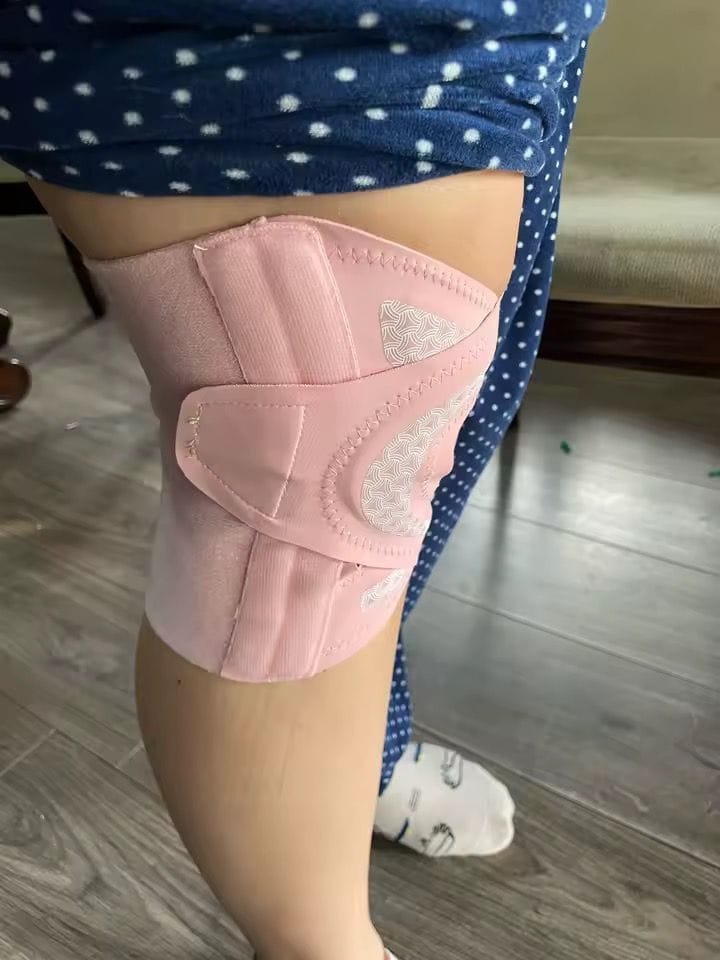 Customer photo review of Knee Pain Relief Brace