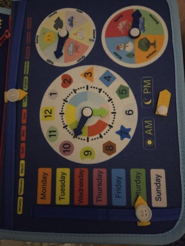 Customer photo review of Livro Sensorial: 8 Páginas, 30+ Atividades, A partir dos 6 Meses — Little Stories Kids
