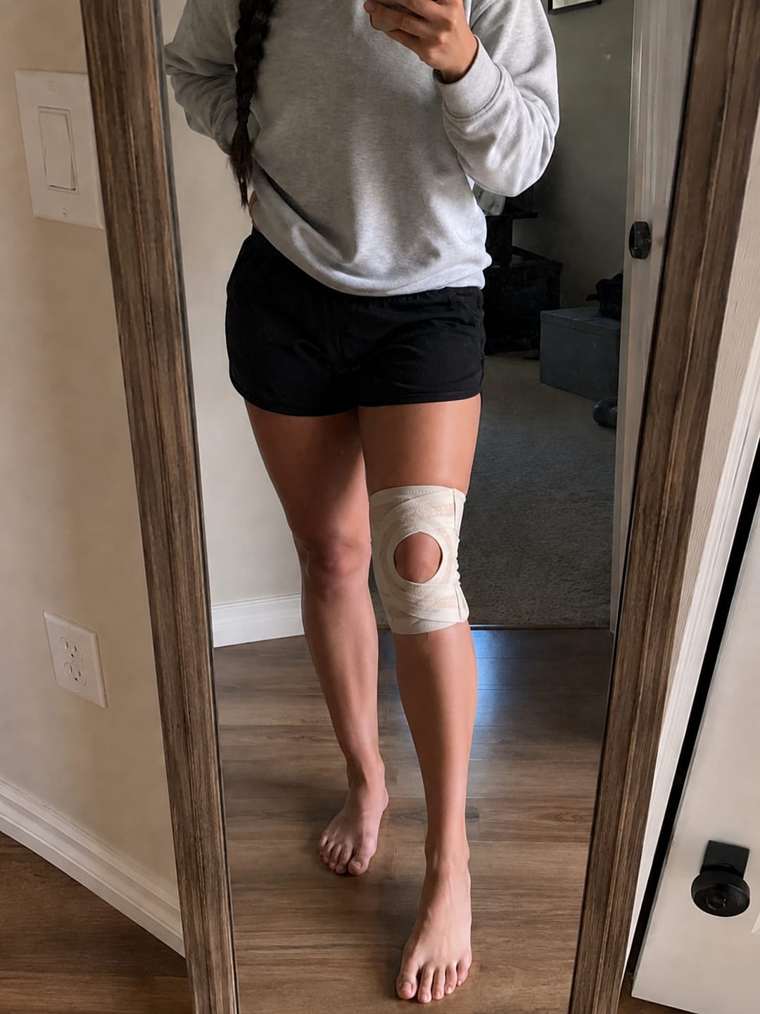 Customer photo review of Knee Pain Relief Brace
