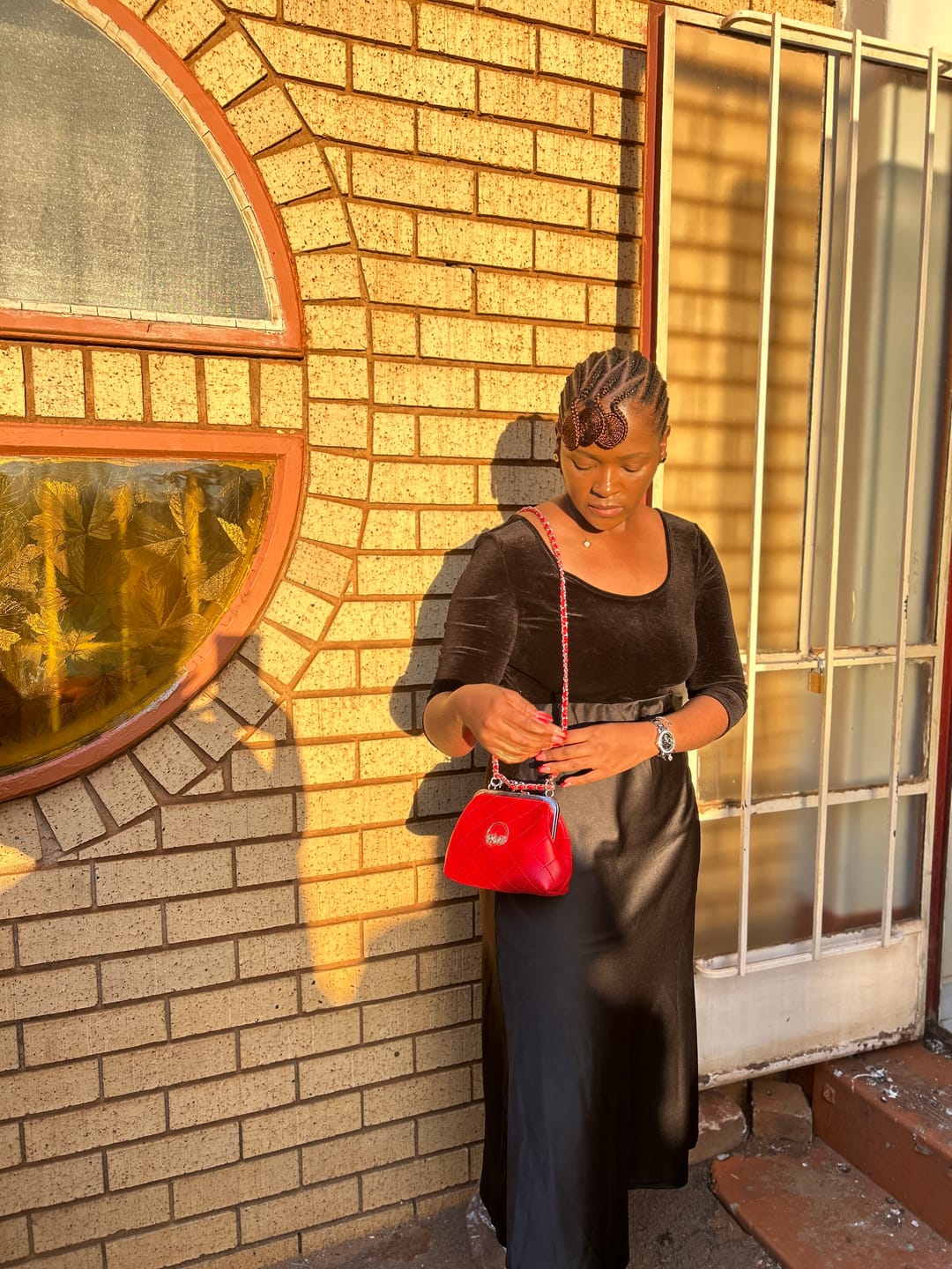 Customer photo review of ERA Mini Kisslock Chain Bag – Red