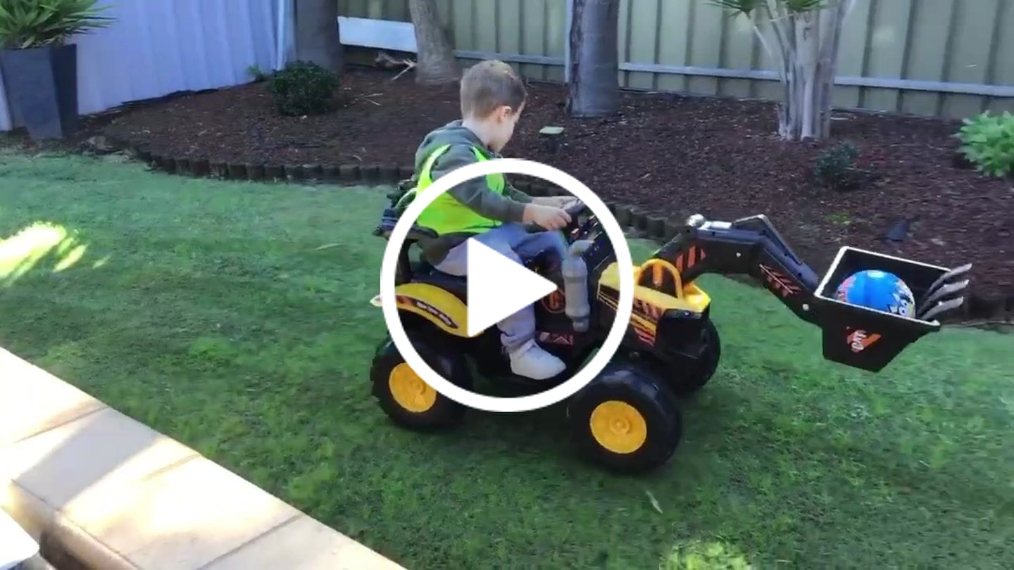 Customer video review of Gear Force Electric Kids Ride On Excavator