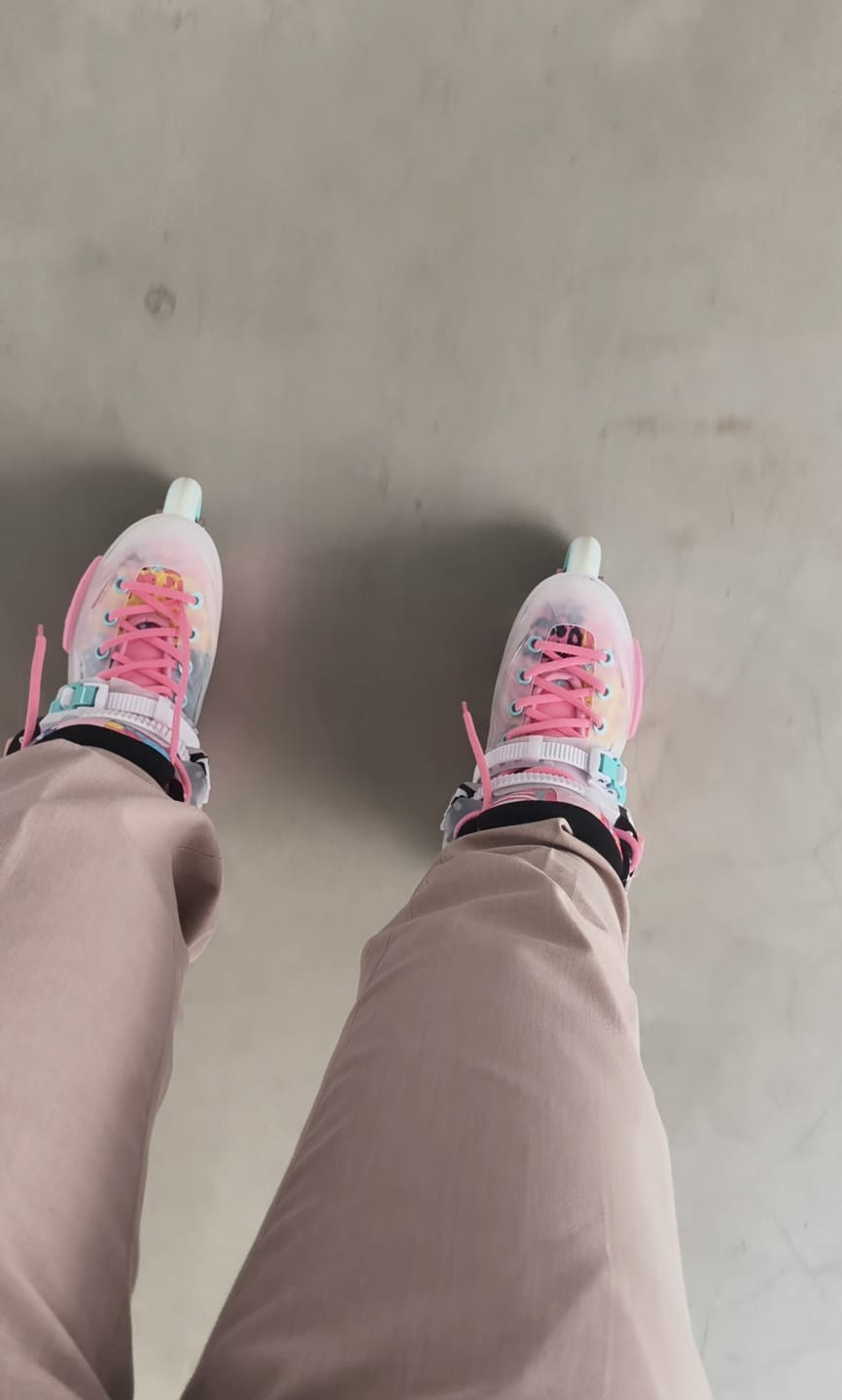 Customer photo review of Flying Eagle X5S Pro Funky Skates