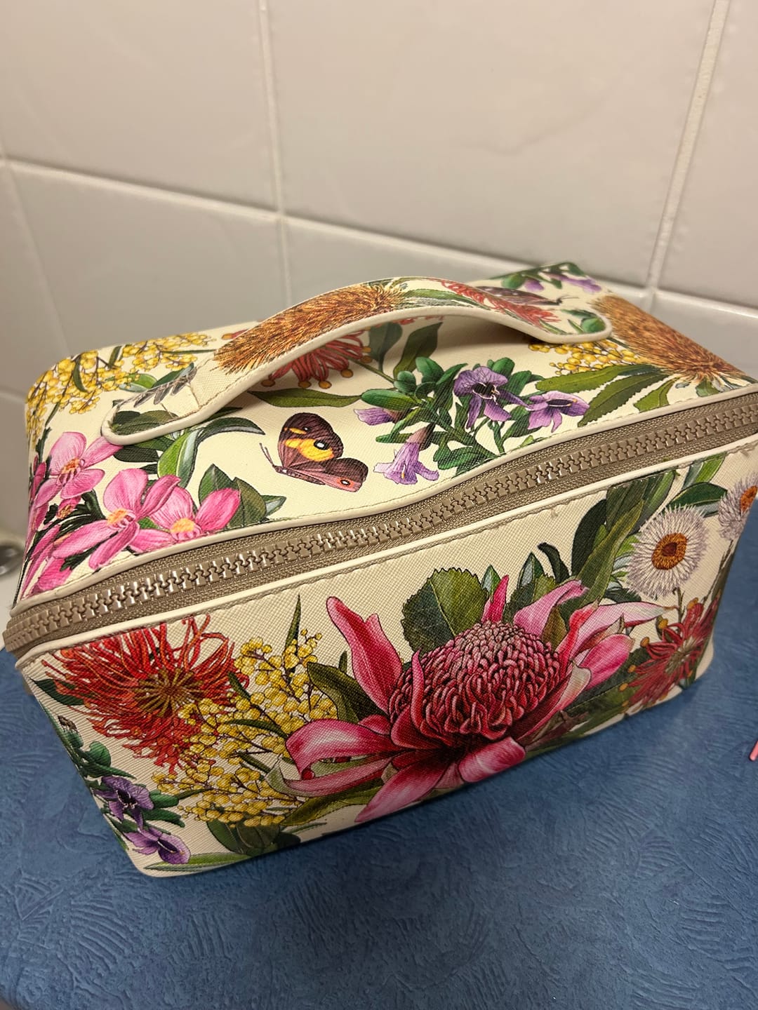 Customer photo review of Cosmetic Bag Botanical Blooms
