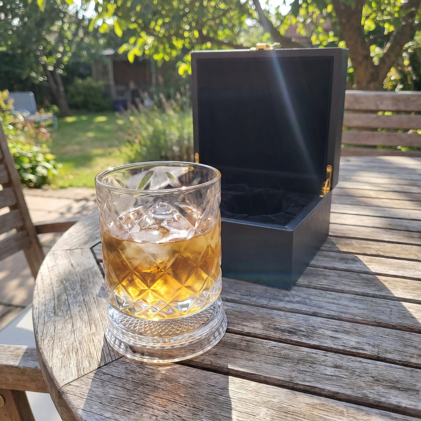 Customer photo review of DrinkSmoked™ Original Infinite Spin Crystal