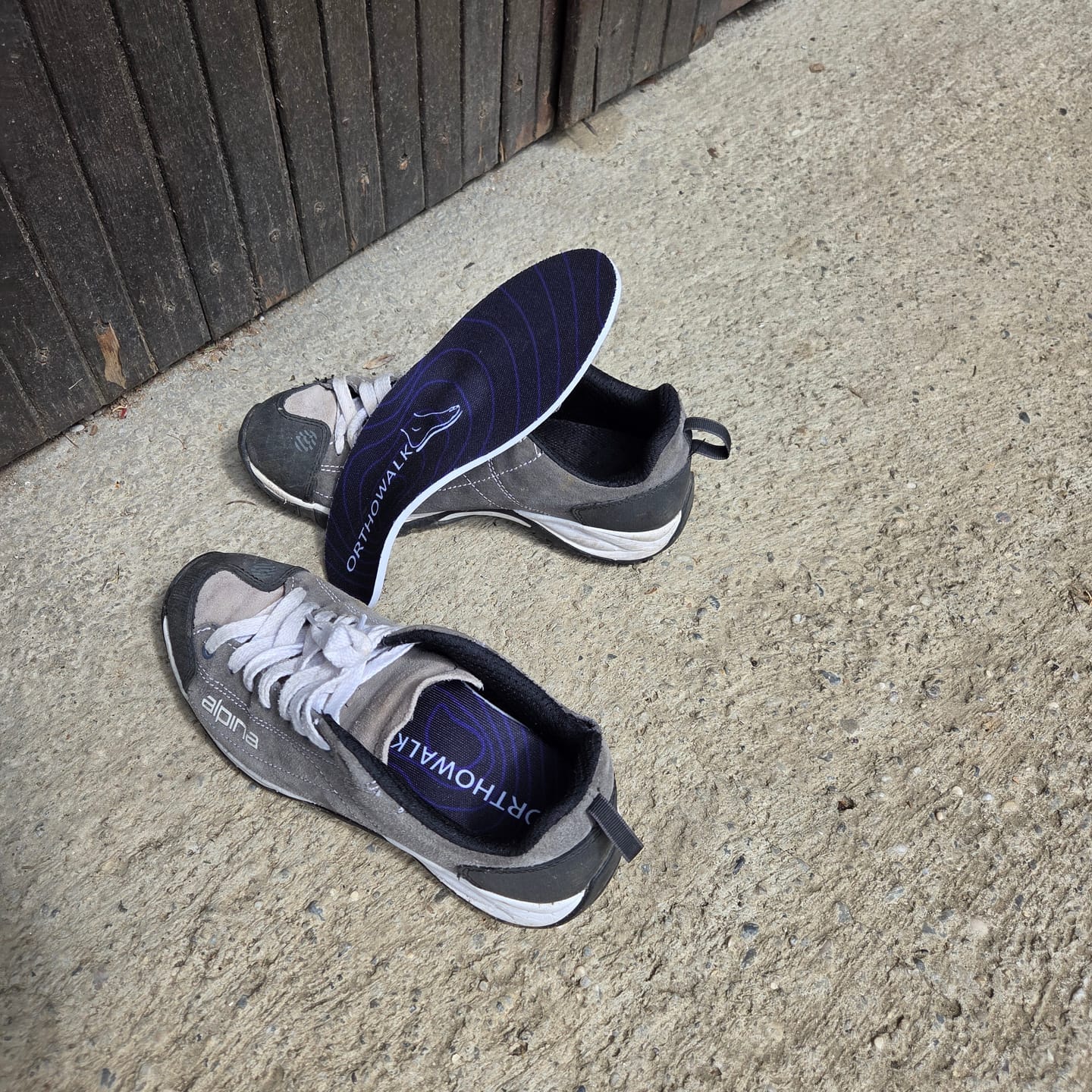 Customer photo review of OrthoWalk Premium Orthopedic Insoles
