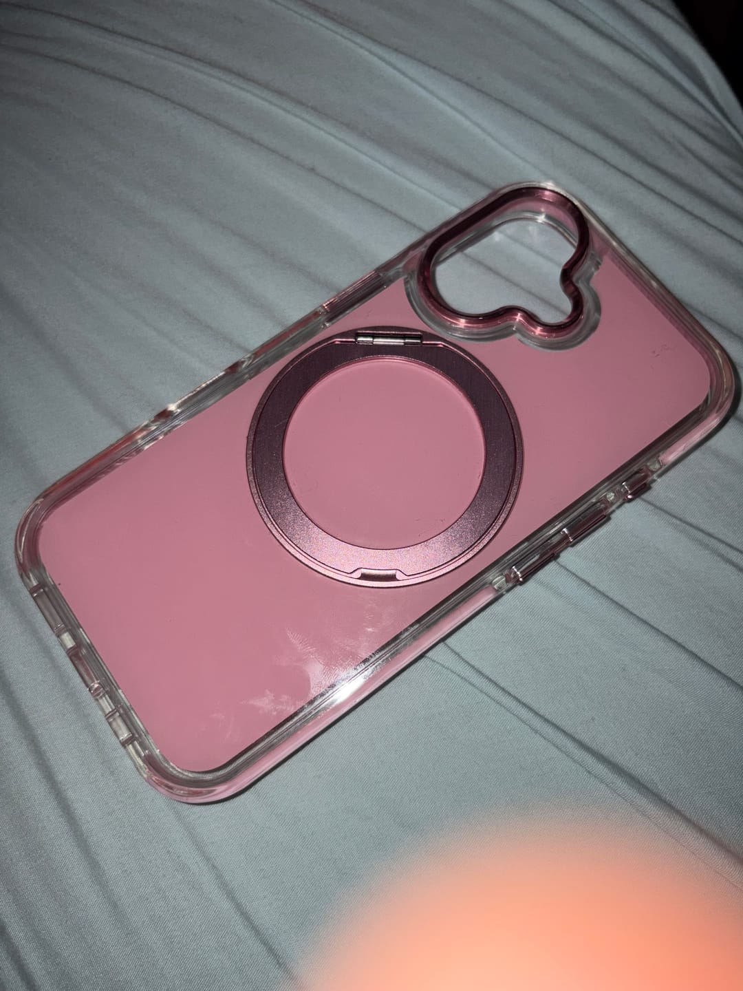 Customer photo review of Accent Crystal MagSafe iPhone Case With Ring Stand
