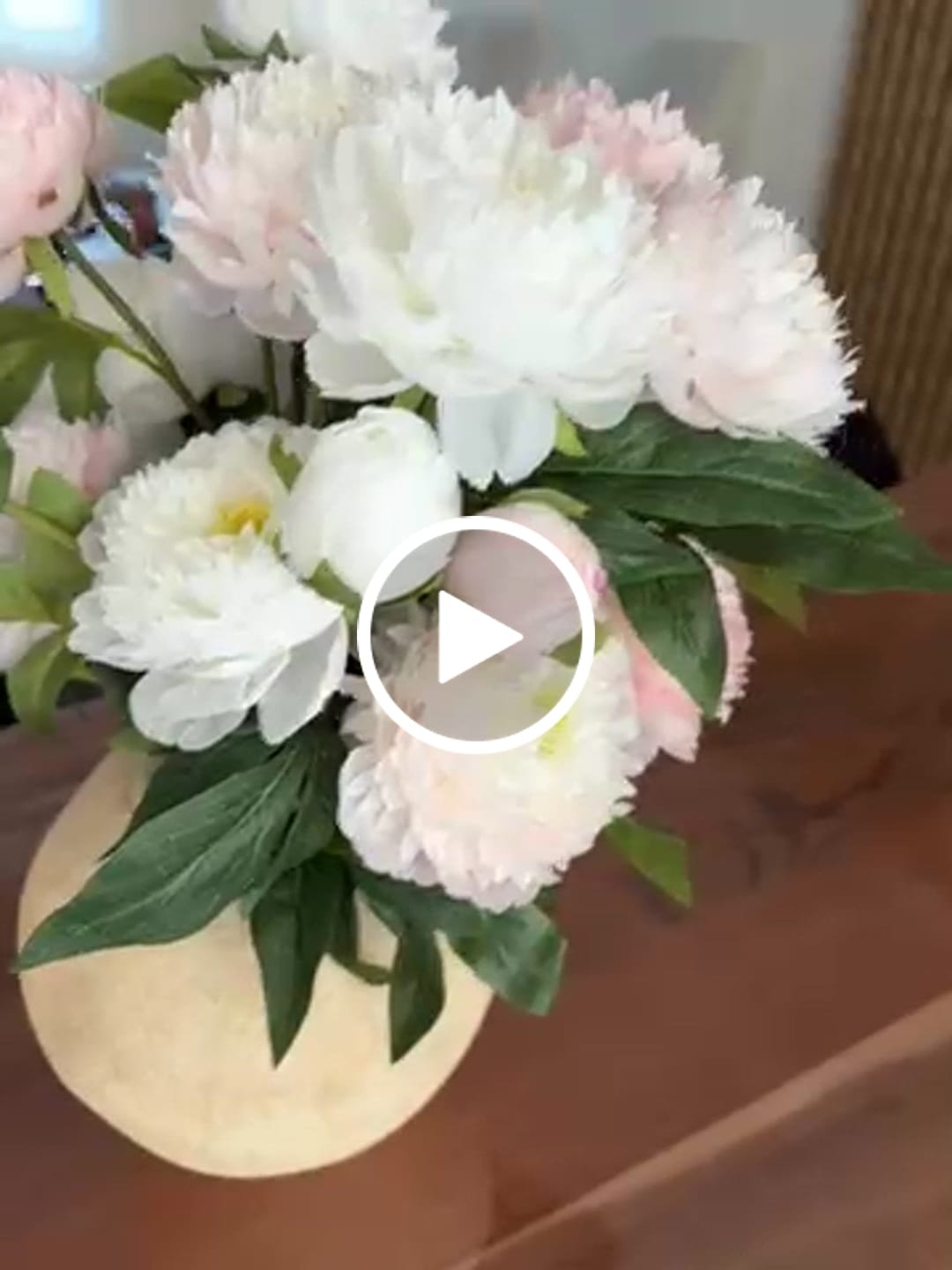 Customer video review of Pivoines - Mélange (6 tiges / 18 têtes de fleurs)