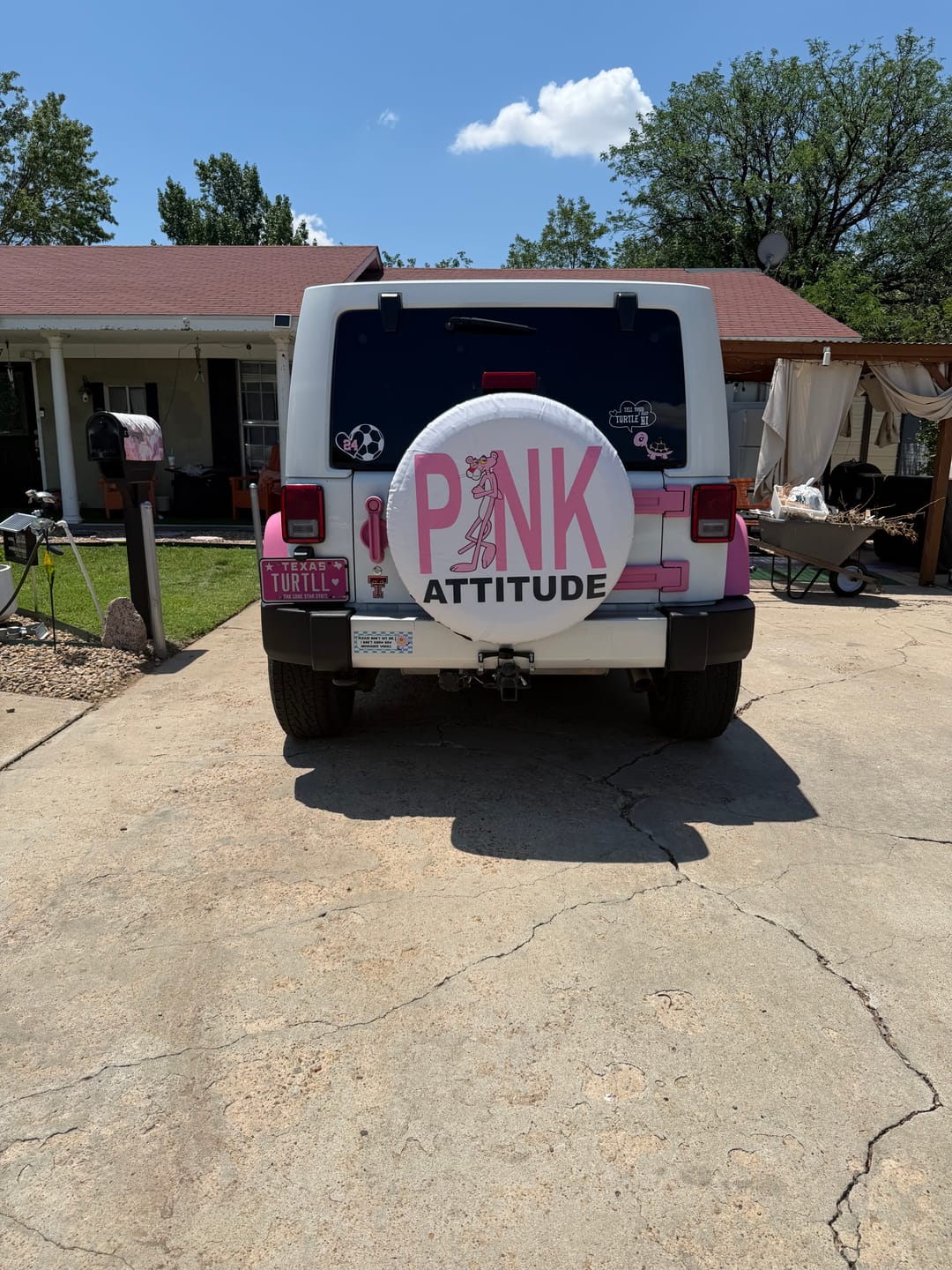 Customer photo review of Custom JP Tire Cover With Camera Hole, Upload Photo On Spare Tire Cover Custom Photo CTM