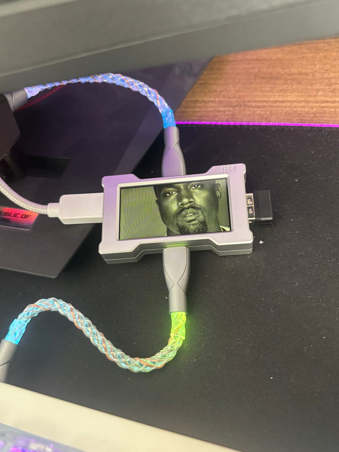 Customer photo review of HM Lab Z-Neo USB Hub