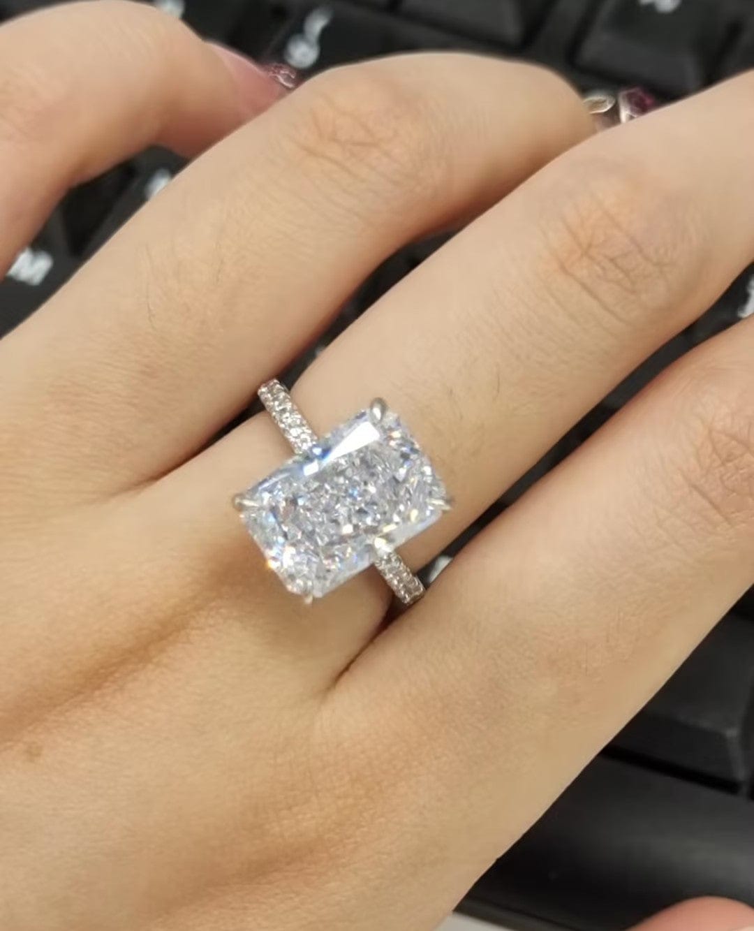 Customer photo review of S925 2.0Ct～7.0Ct Radiant Cut Engagement Ring Or Enhancer Wedding Set In Sterling Silver