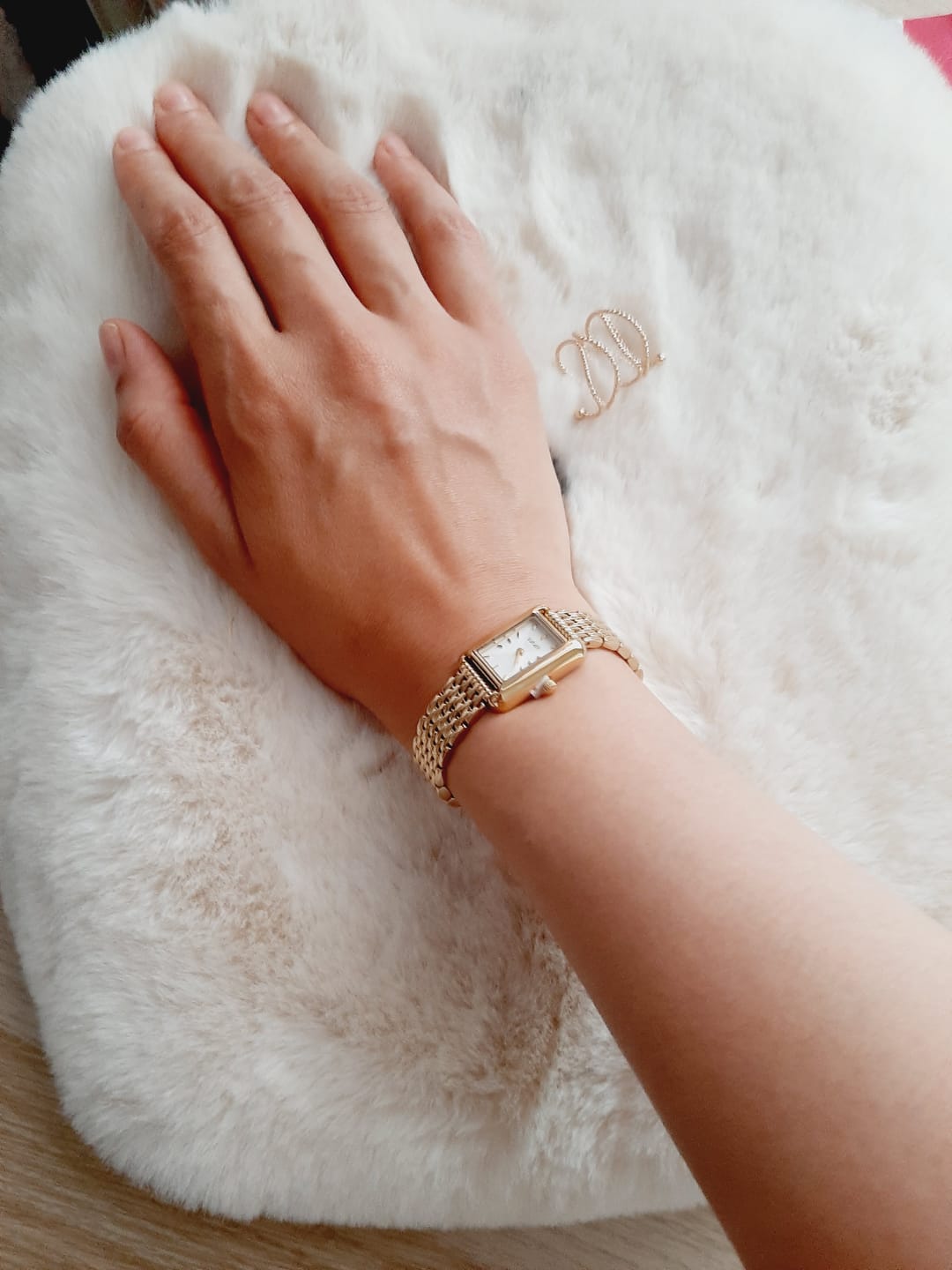 Customer photo review of Olivia Petite Gold White