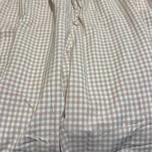 Customer photo review of DWNLY Linen Pants
