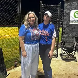 Customer photo review of DWNLY Linen Pants