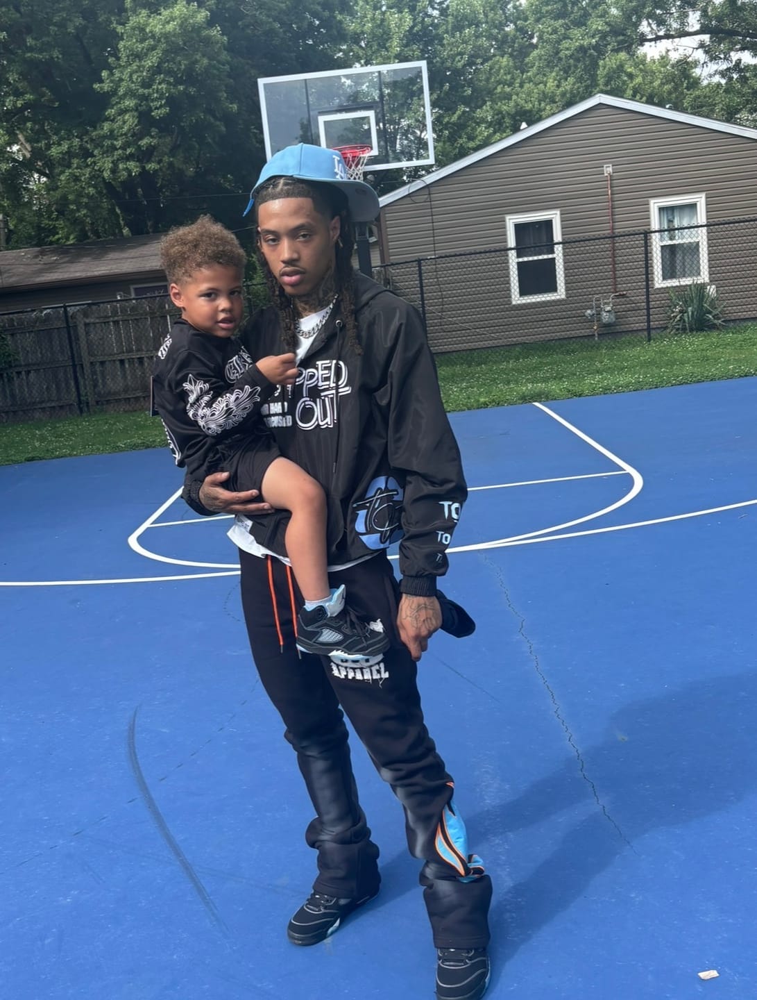 Customer photo review of Windbreaker Jackets - Black/Sky Blue