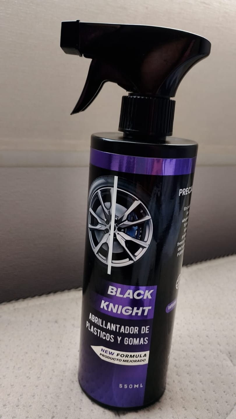 Customer photo review of BLACK KNIGHT - Abrillantador de Plásticos y Gomas
