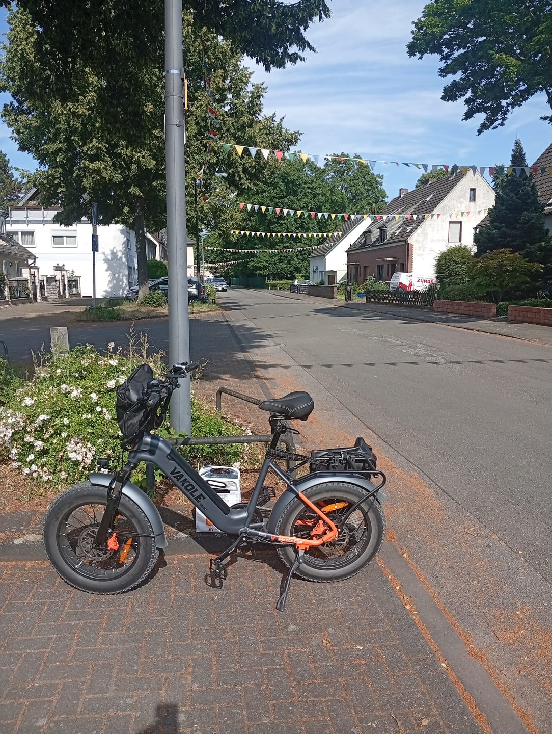 Customer photo review of Vakole SG20 250W 20" Electric Fat Bike 691Wh Utlity E-bike 48V 14.4Ah Battery