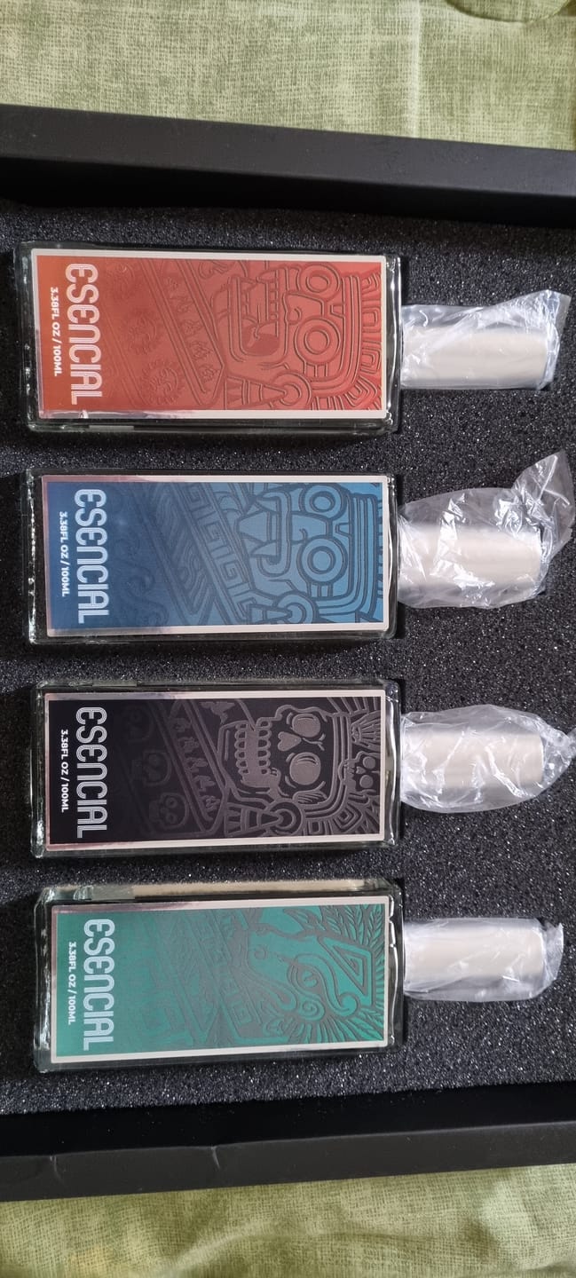 Customer photo review of Set "Le Labo" 4 Perfumes