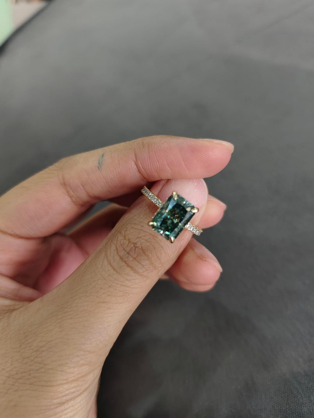 Customer photo review of Rodiffy Moissanite 3.5 Ct Radiant Cut Yellow Gold & White Gold Engagement Ring For Women