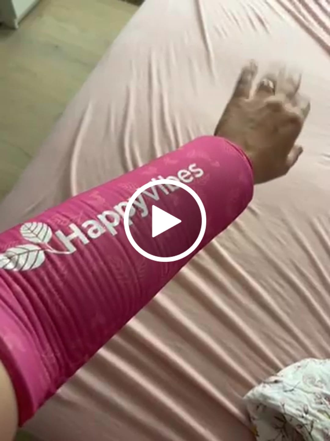 Customer video review of TerapiSleeve