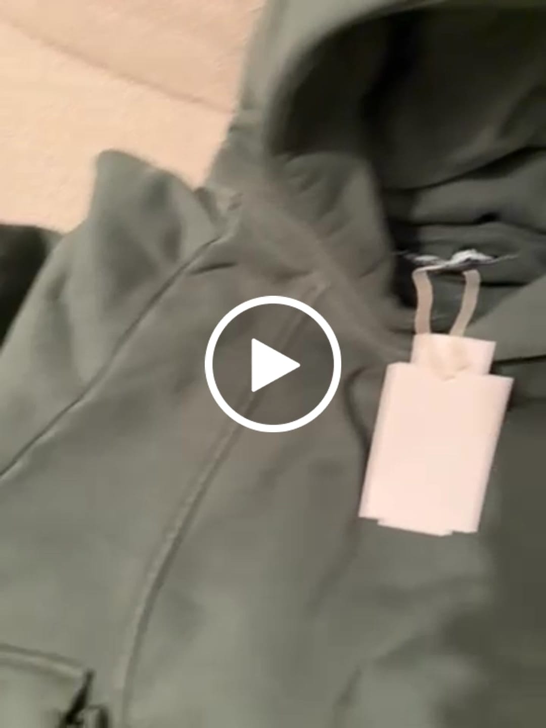 Customer video review of Pullover Cargo Hoodie - Pine