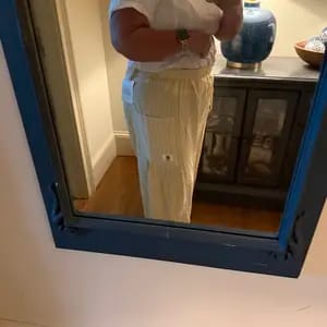 Customer photo review of DWNLY Linen Pants