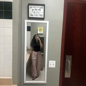 Customer photo review of DWNLY Linen Pants
