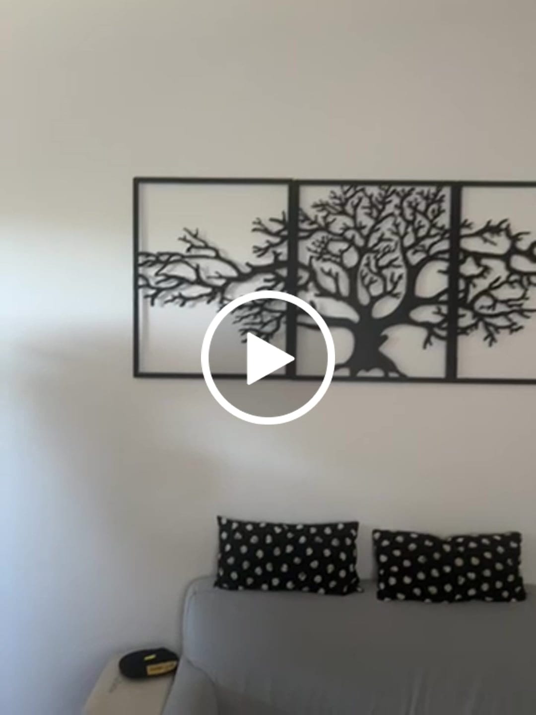 Customer video review of Décoration murale en métal moderne - Triptyque Arbre De Vie (P01)