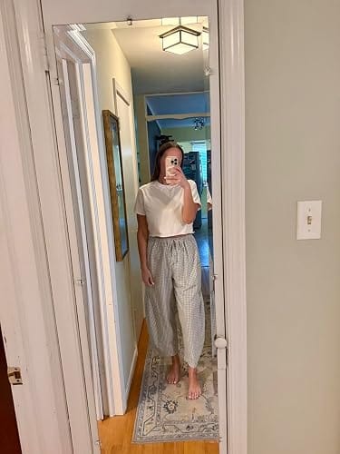 Customer photo review of DWNLY Linen Pants