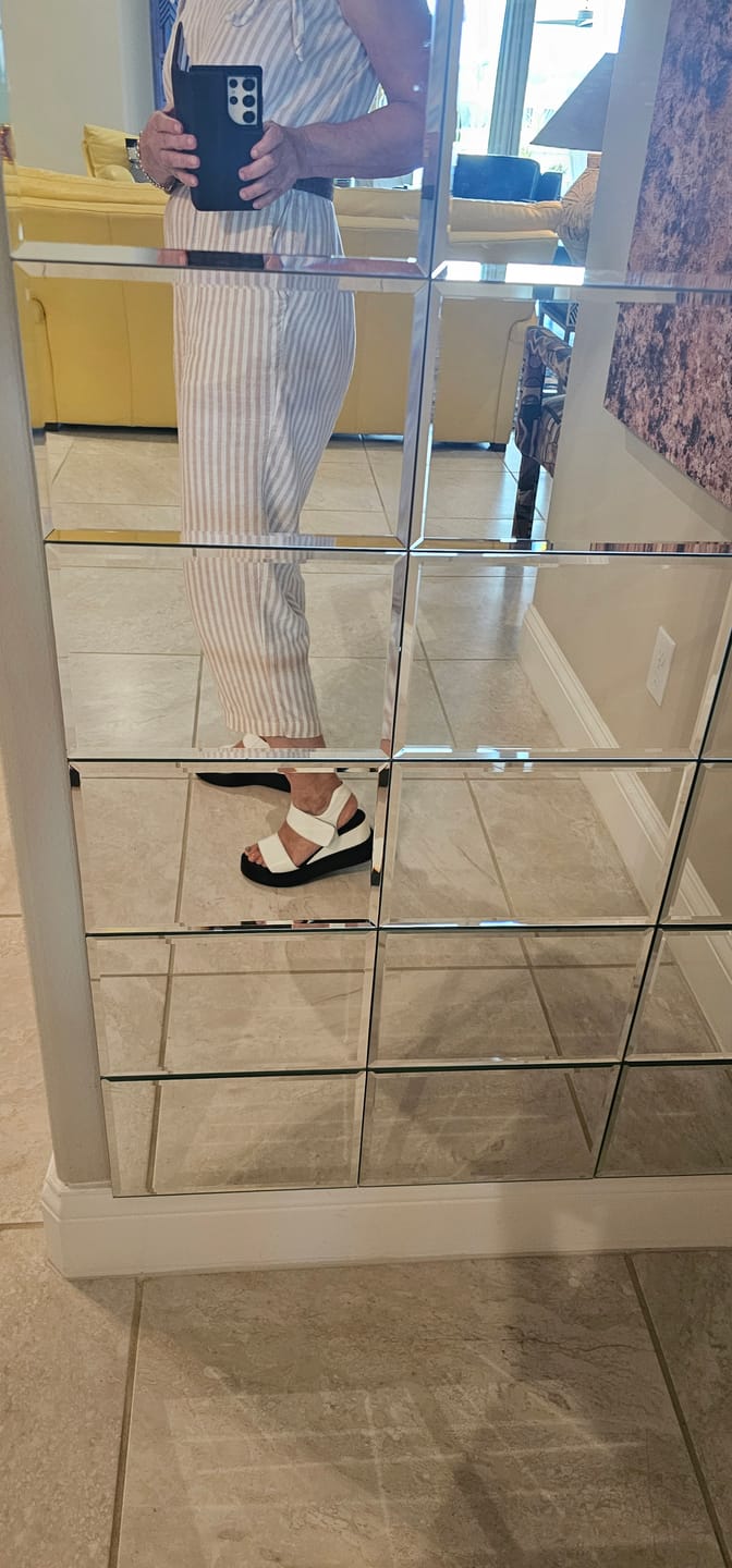 Customer photo review of Cample Platforms - White
