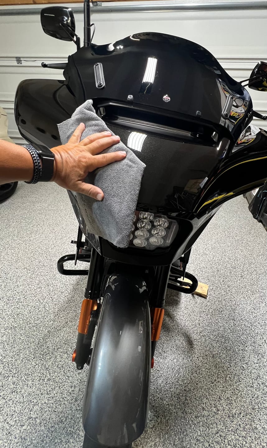 Customer photo review of BLACKLINE® EVERYDAY MICROFIBER TOWELS