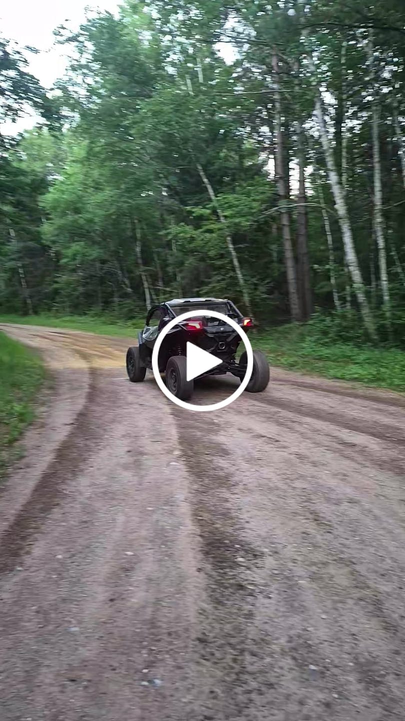 Customer video review of RPM Can-Am Maverick X3 Full Silicone Charge Tubes Kit R & RR