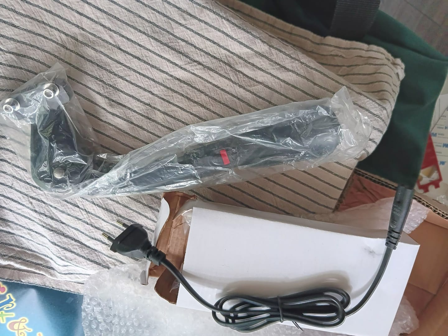 Customer photo review of Bezior E-Bike Pedals Treadle Footboard Footrest