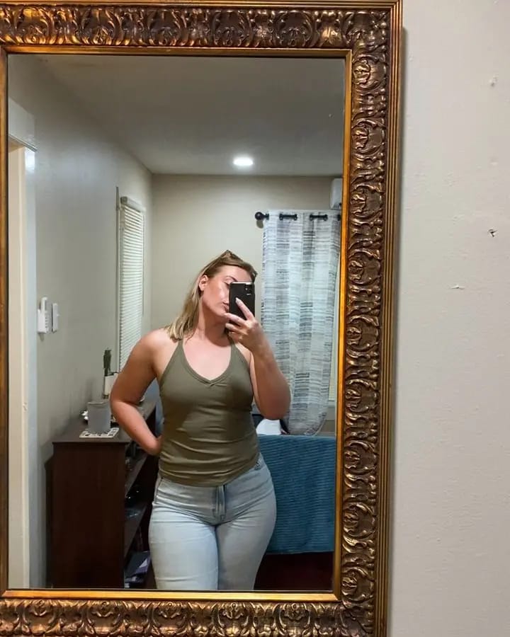 Customer photo review of Built-in Bra Ribbed Solid Tank Top