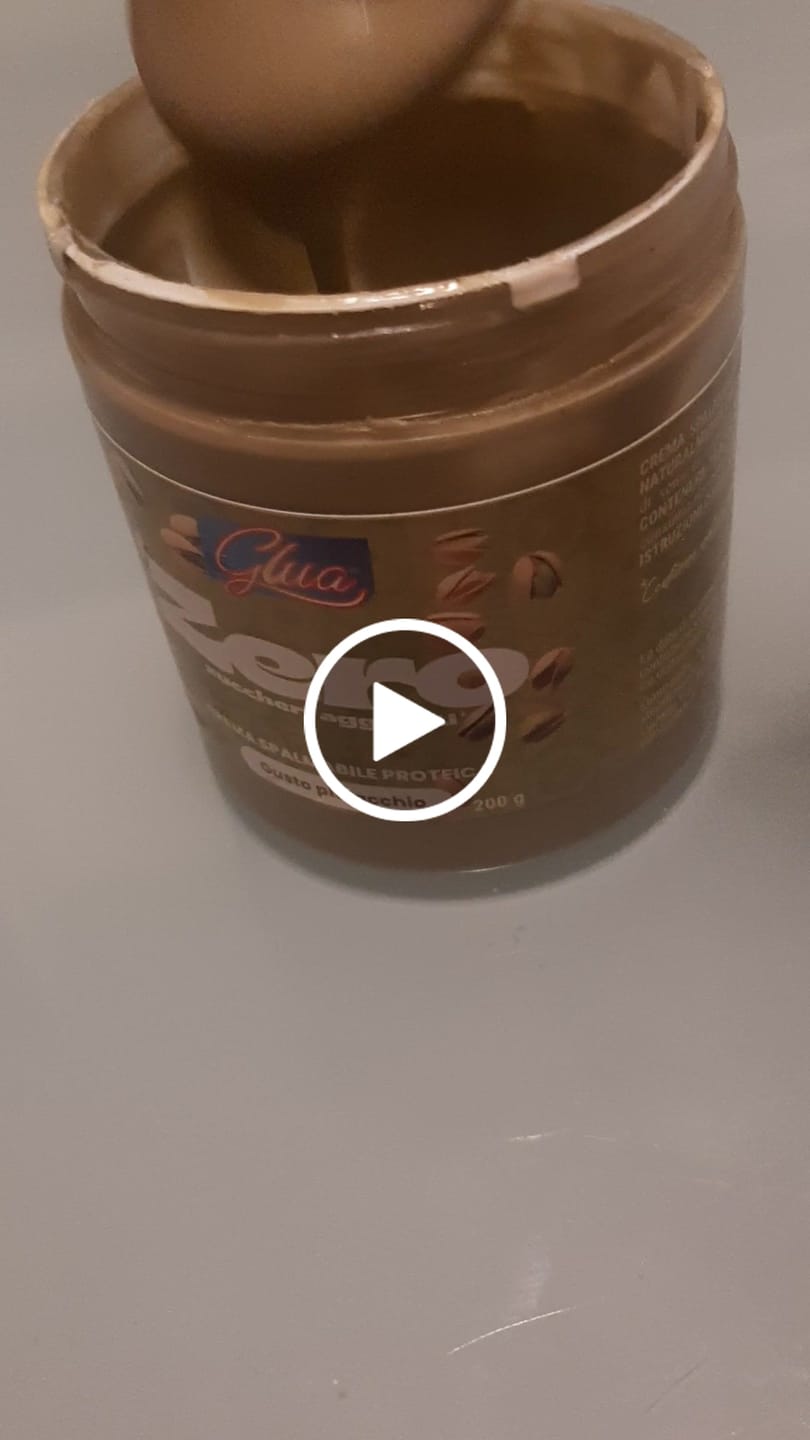 Customer video review of Crema spalmabile proteica al pistacchio