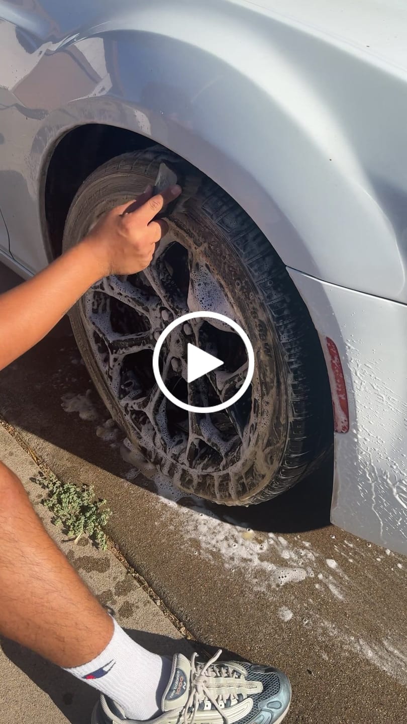Customer video review of Wheel Cleaner