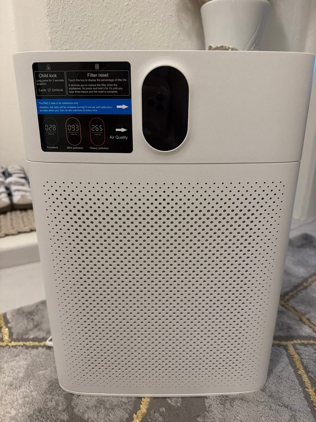 Customer photo review of Smart Luftreiniger V1 Pro — Leistungsstarke HEPA-Filterung mit PM2.5-Sensor, App- und Sprachsteuerung für saubere Raumluft