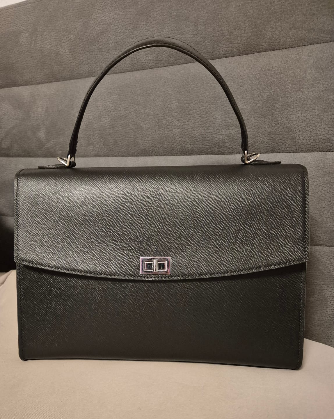 Customer photo review of DIY-Box: The Business Bag *Runde Klappe*
