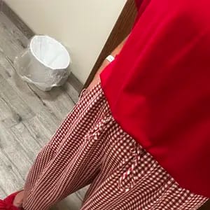 Customer photo review of DWNLY Linen Pants
