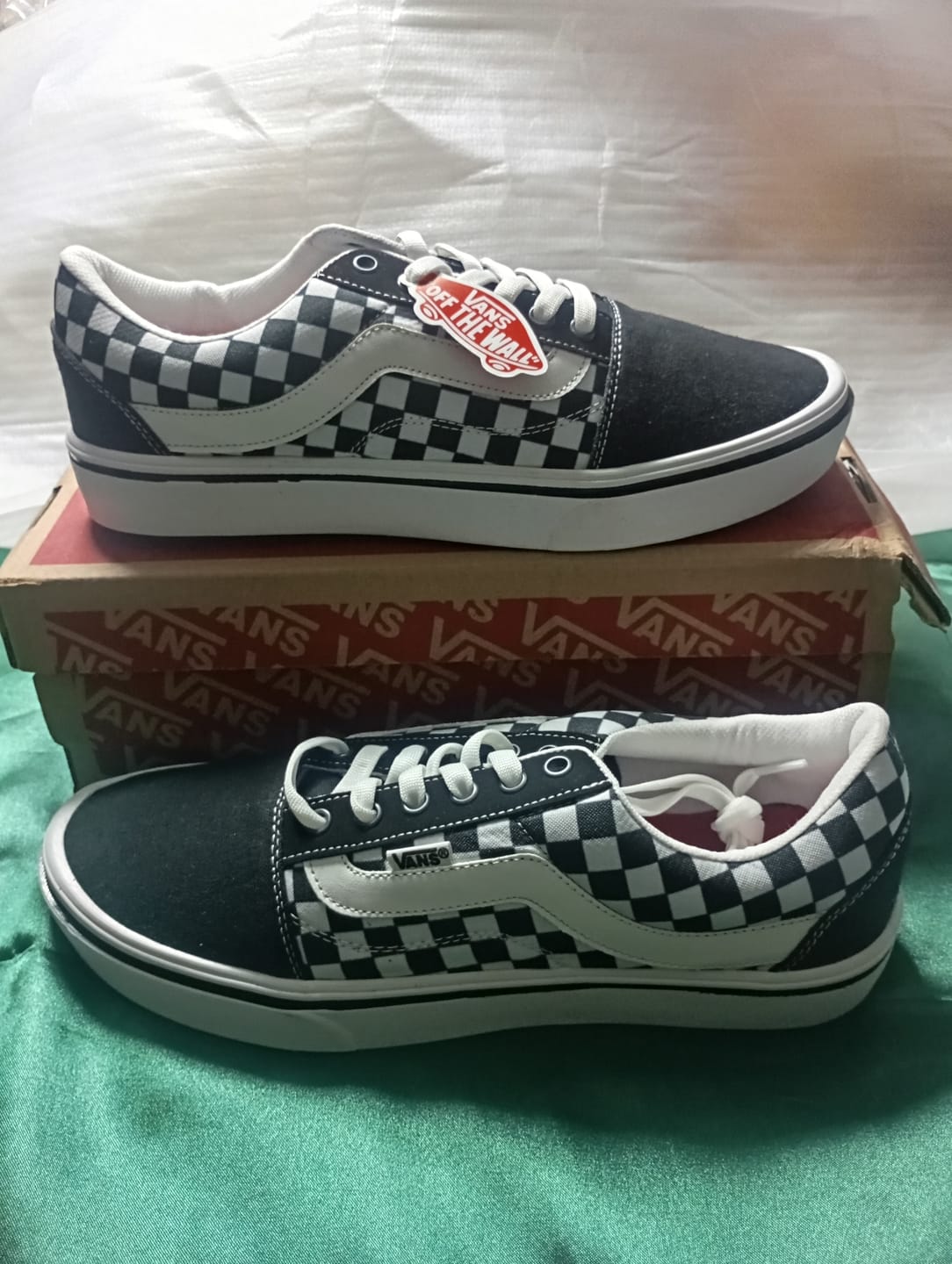 Customer photo review of Tenis 175 Choclo Ajedrez
