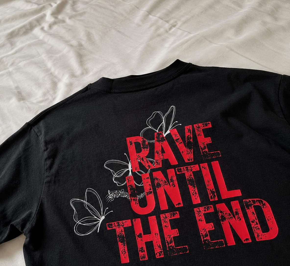 Customer photo review of RAVE UNTIL THE END Oversized T-Shirt