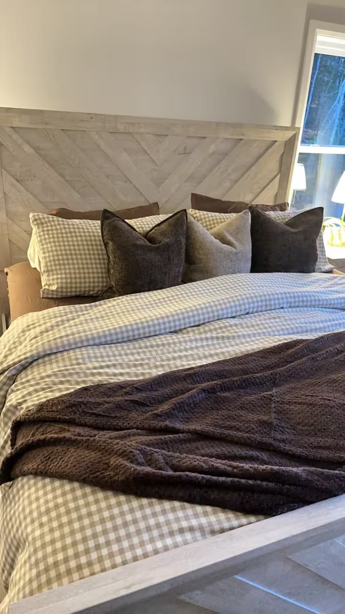 Customer photo review of Cozy Gingham Bedding Set