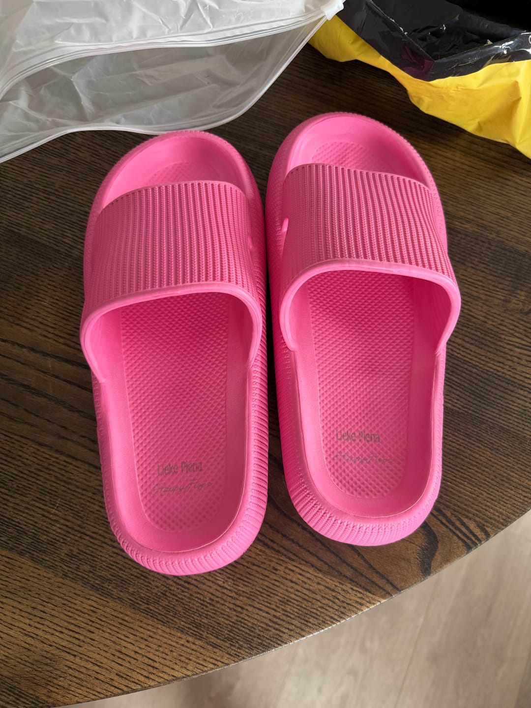 Customer photo review of HappyFlops Original Drop 002