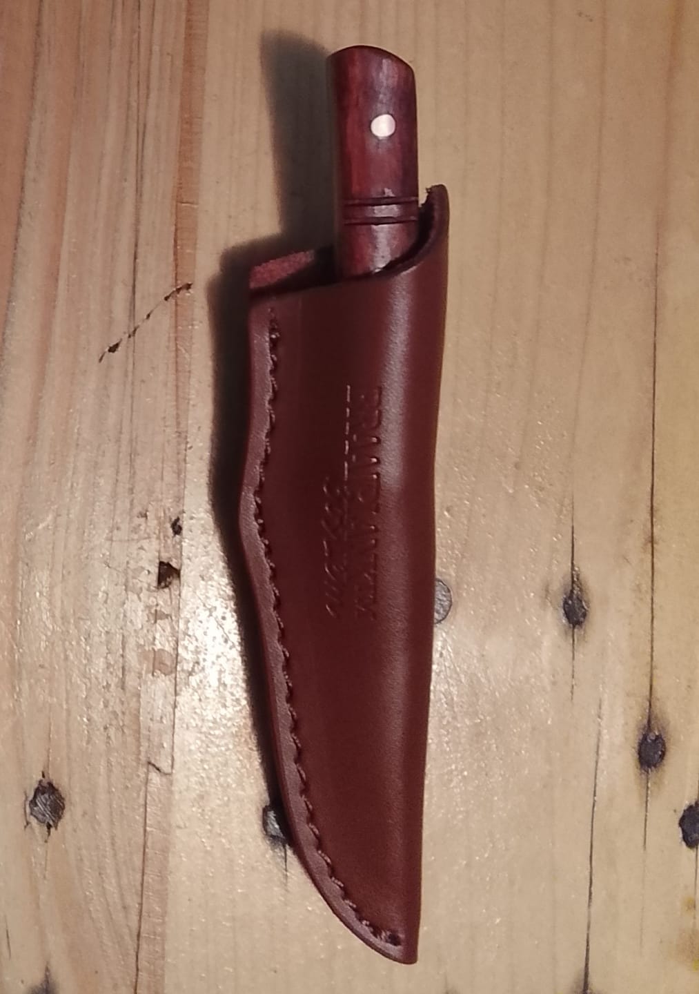 Customer photo review of BRAAIPLANK™ BosLem (16cm Damascus, Hammer Forged Bush Blade)