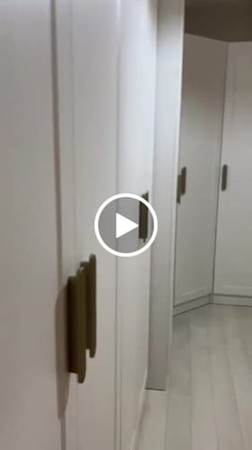 Rani BA201 Membran Kapaklı Gardırop 2 Kapaklı 1 Raflı 2 Askılı Elbise Dolabı Beyaz için videolu müşteri yorumu