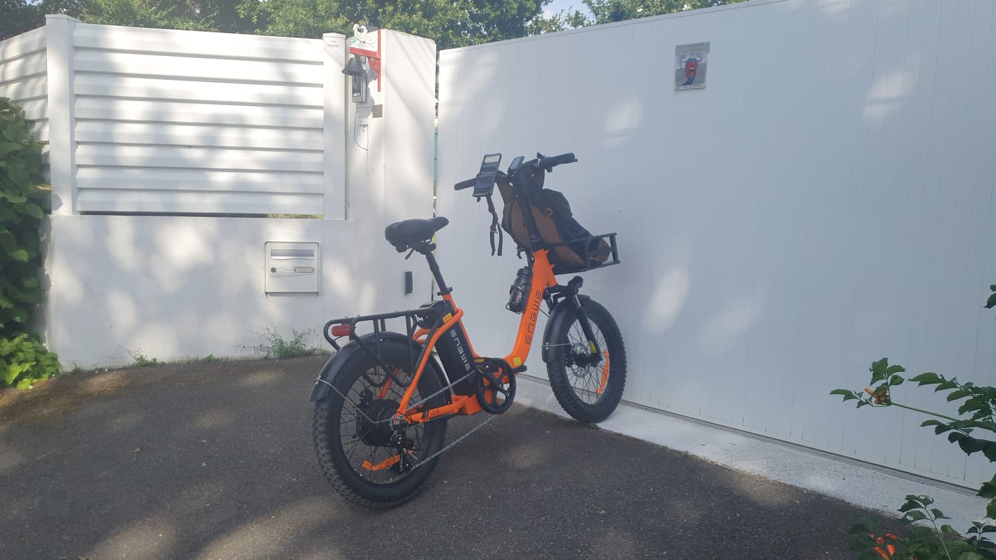 Customer photo review of Engwe L20 SE 250W 20" Foldable Electric Bike 561Wh Trekking Bike Step-through E-bike 36V 15.6Ah Battery