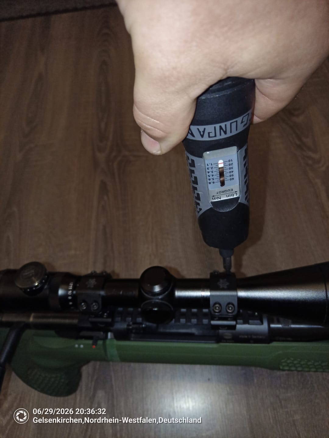Customer photo review of Vector Optics SCTK-04 Drehmoment-Schraubenzieher 1,1-6,8Nm