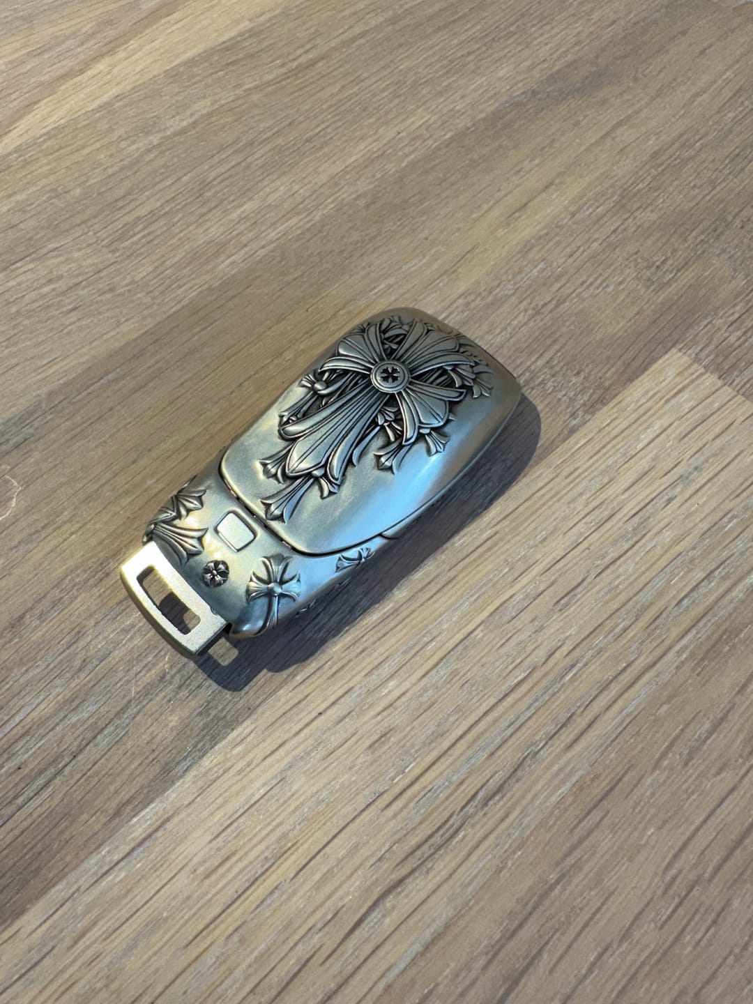 Customer photo review of Mercedes-Benz Handcrafted Silver Key Case [Slim Rectangle]